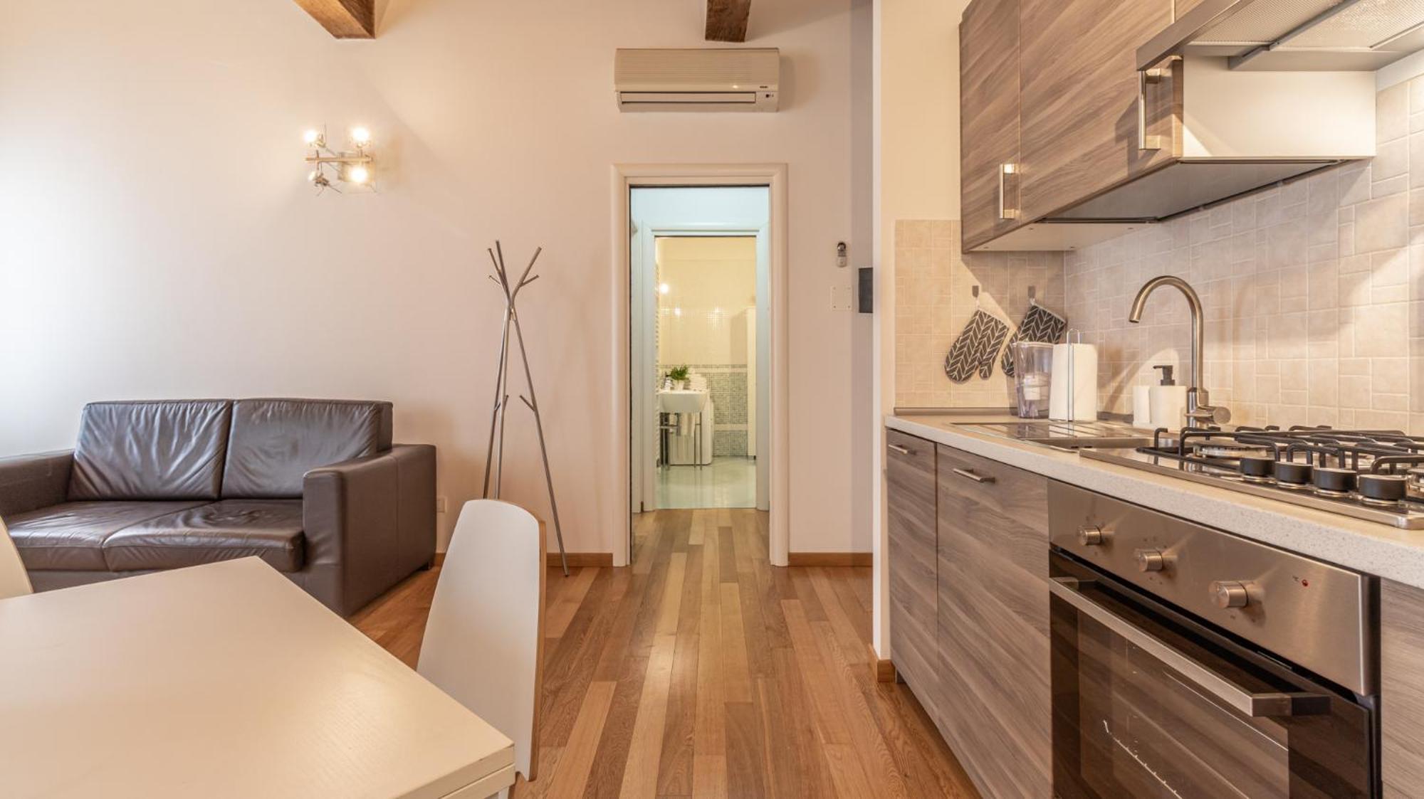 Piazza Martiri-In Pieno Centro Sotto Al Castello Appartement Carpi Buitenkant foto